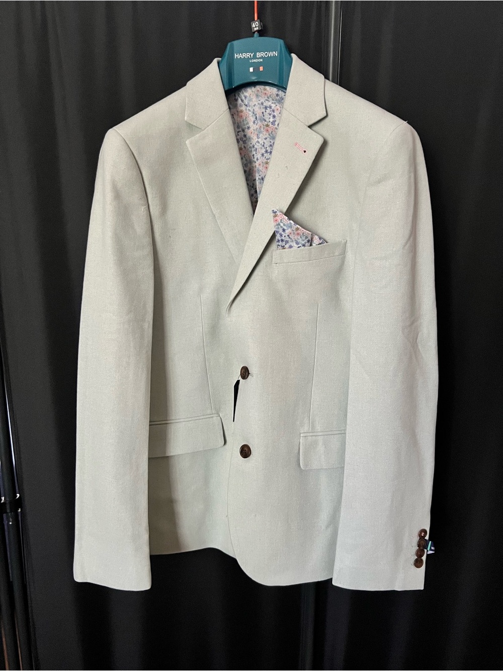 Light Blue Men's Blazer with Floral Accent Pocket Square